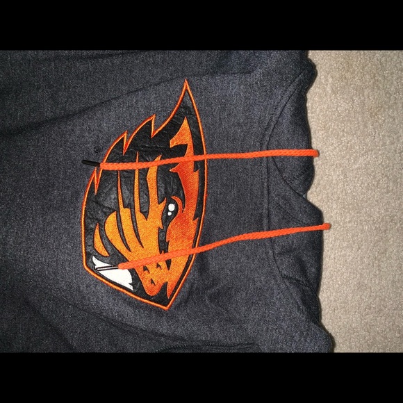 Oregon State Sweatshirt - Picture 3 of 3